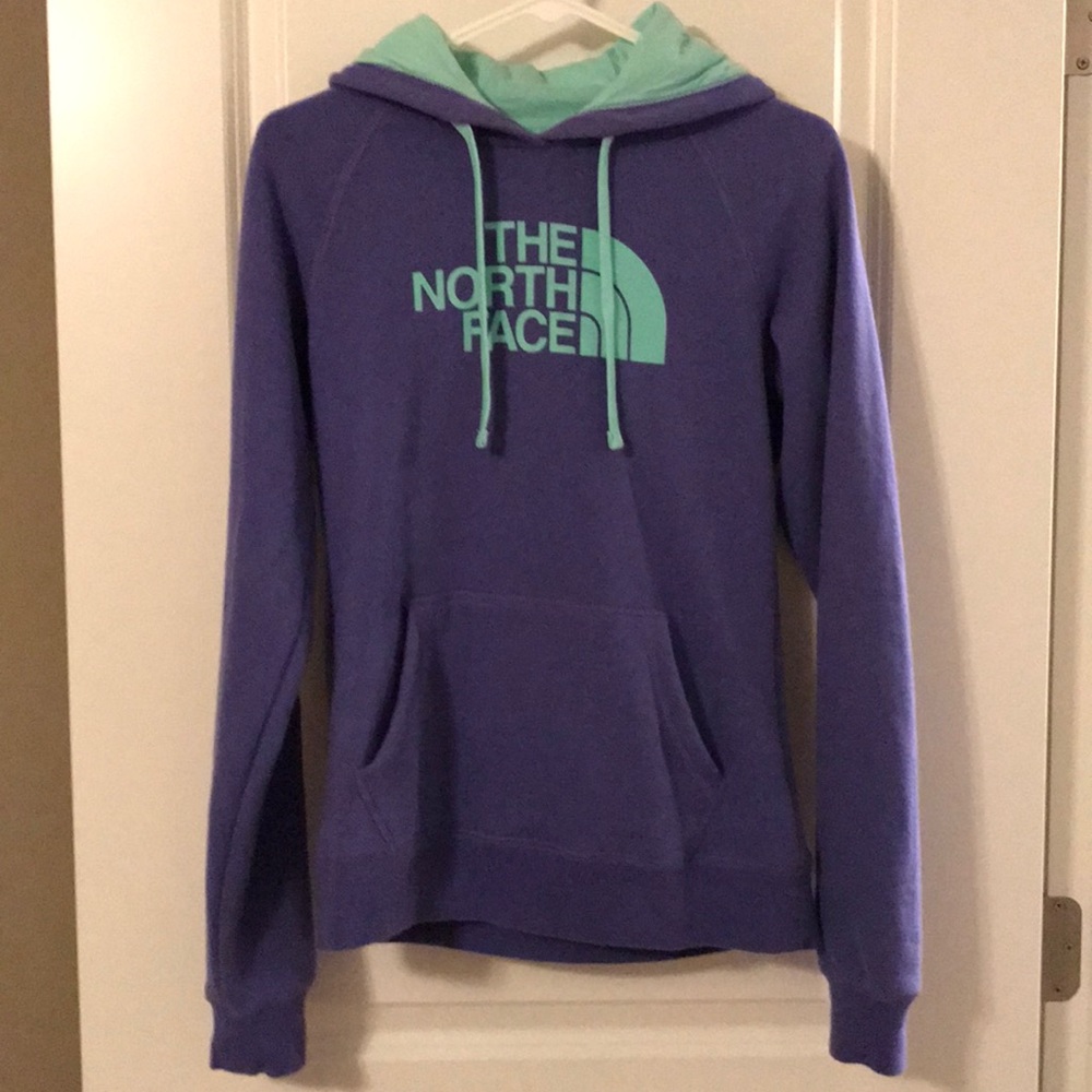 Sale! The North Face Half Dome Hoodie! Like new!